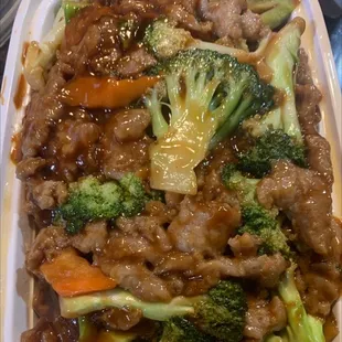 10. Beef with Broccoli Dinner