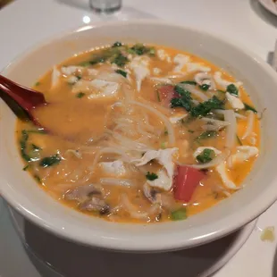 Tom Kah kai