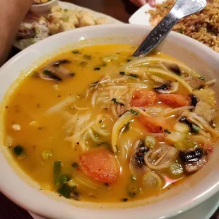 Tom kha- huge bowl!