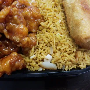 It's' the kind spot everyone is looking for when they have a hankering for Chinese takeout. Btw, the General Tso's Chicken is fabulous!!