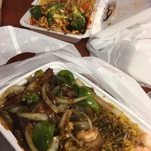 Pepper steak and broccoli and spicy chicken