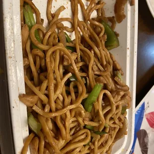 a plate of noodles