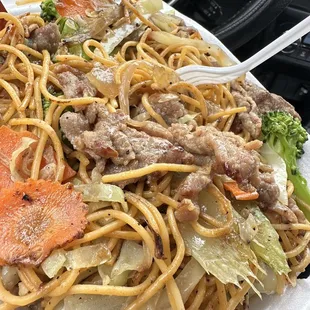 Beef Chow Mein! Tasty and delicious.