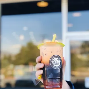 Thai Iced Tea with Mango Popping Pearl