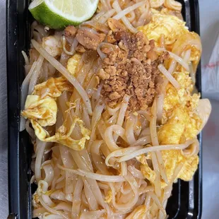 ramen and noodles, noodles, noodle dish, ramen, noodle soup, food