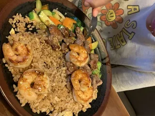 Yamato Japaness Steakhouse & Sushi