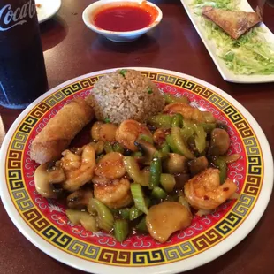 Shrimp with Garlic Sauce was on the lunch menu! Delicious!