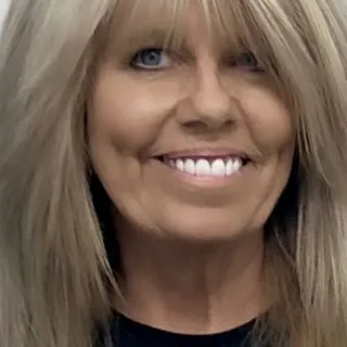Tami M.