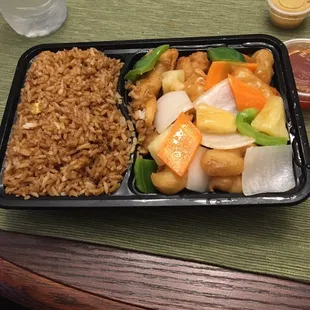 Sweet and sour chicken combo