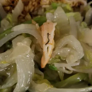 Shrimp not deveined in the "chow mein"