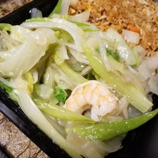 No noodles in the chow mein