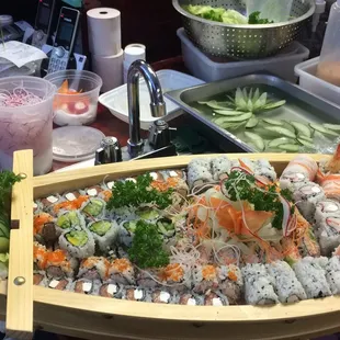 California roll ，vegetable roll ，Christmas roll...