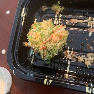 Incredible roll.  Deep fried and it was big. It was a good role, will get it again