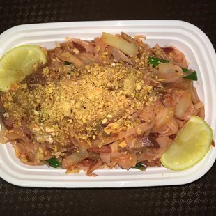 pork phad thai
