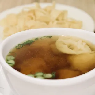 Wonton soup
