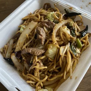 Build Your Noodle / Wok Bowl  -Beef  -Spicy Kung Pao sauce -Yakisoba noodles -Medley of Vegetables