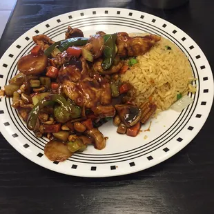 Kung Pao Chicken with fried rice lunch special