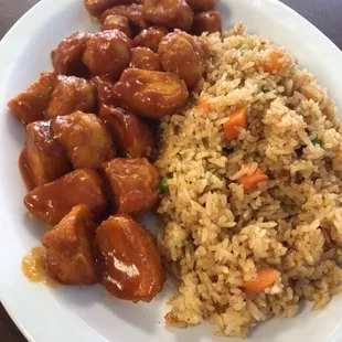 I went to Asian Kitchen again and this time I ordered the buffalo chicken with fried rice and it was delicious. I recommend it.