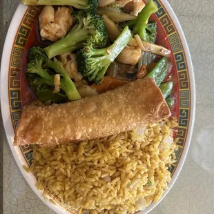 Szechuan chicken lunch special.