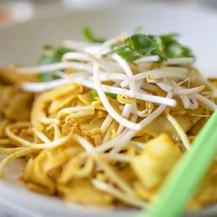 food, ramen and noodles