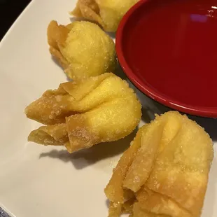 Crab Rangoons, you get 8. Creamy.