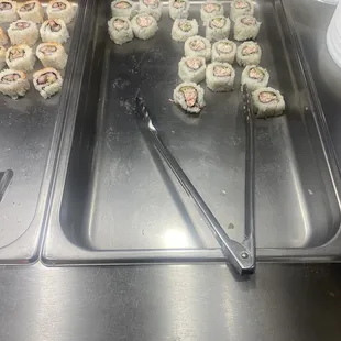 sushi and sashimi, interior