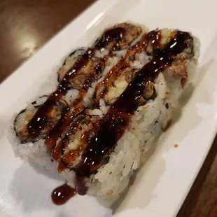 Dine in Salmon Skin Roll