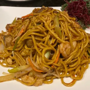 Lo Mein