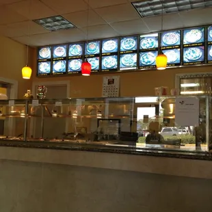 sushi and sashimi, interior