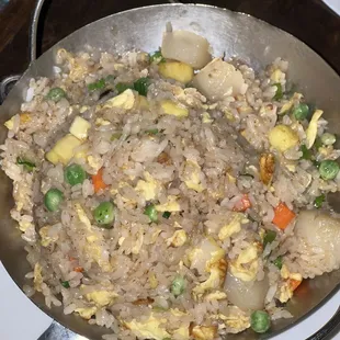 Pineapple Fried Rice w/ Scallops