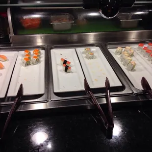 sushi and sashimi, interior