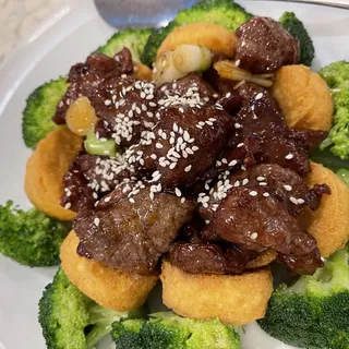 Rib Eye Steak Cubes with Sesame Sauce