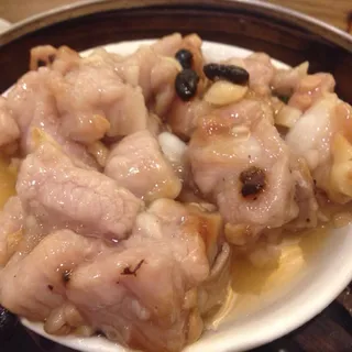 Steamed Pork Ribs with Rice Roll