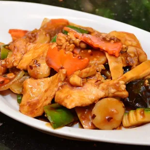 food, ramen and noodles