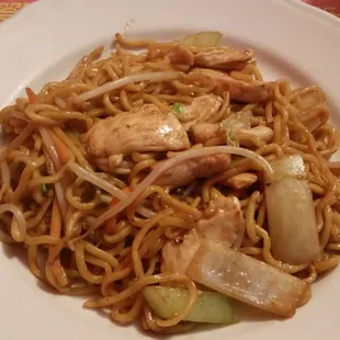 Chicken Lo Mein... Mmm