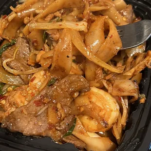 Drunken Noodles - Shrimp, Beef and Chicken (Combination)