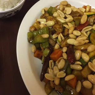 Kung pao chicken w/ white rice