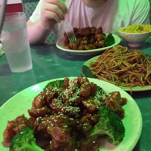 Sesame chicken, Lo Mien, General Tso