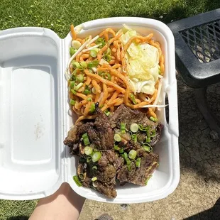 Riblets &amp; chow mien