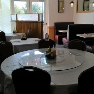 sushi and sashimi, interior