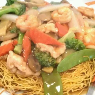 Hong Kong Style Pan Fried Noodles