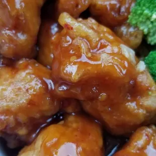 General Tso Chicken Lunch Special