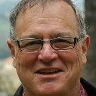 Tom N.