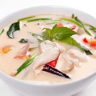 Tom Kha