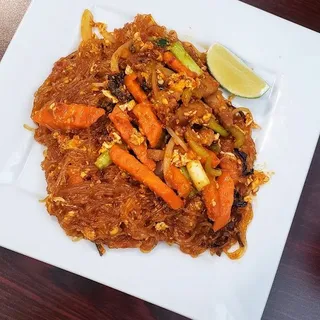 Pad Woon Sen(Glass noodle stir-fry)