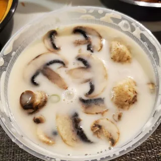 Tom Kar Gai Soup