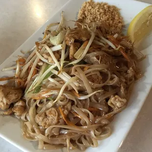 Soy Chicken Chow Mein