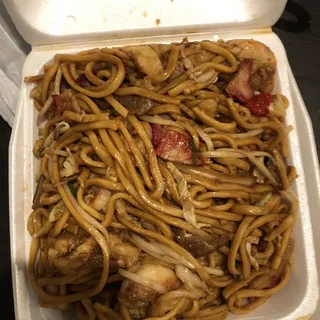 Combination Chow Mein