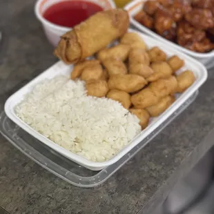 L. Sweet And Sour Chicken Lunch Special