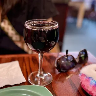 The wine pours, oh yeah!!!